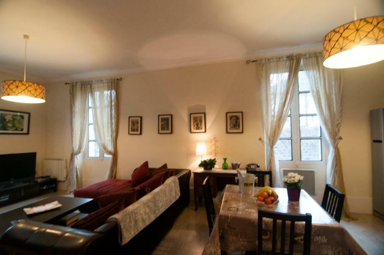 Appartements Ria Sirach Buitenkant foto